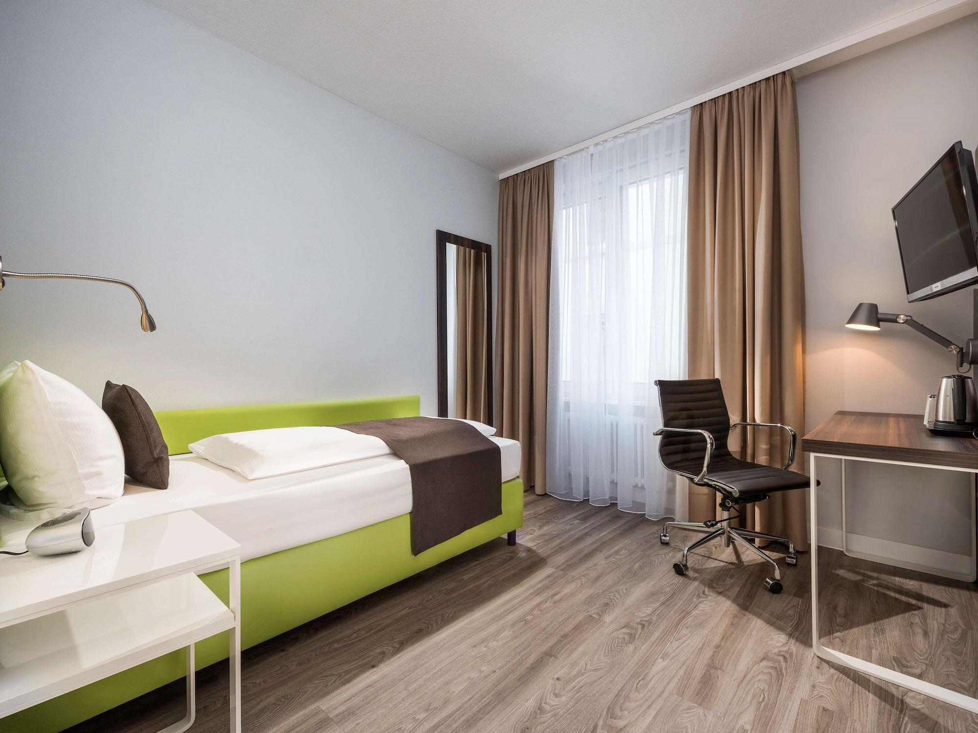 Ibis Styles Offenburg City Exteriör bild